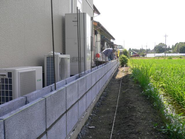 栃木小山 外壁ブロック2段目